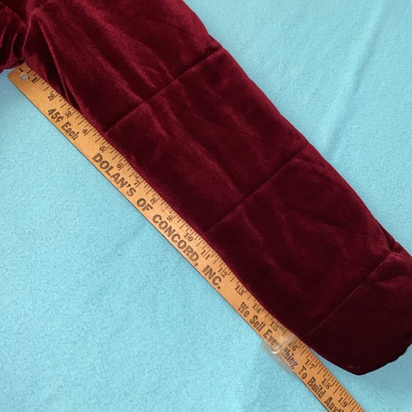 LEOLA COUTURE velvet puffer burgundy full zip fully lined cropped coat size M - Picture 12 of 14